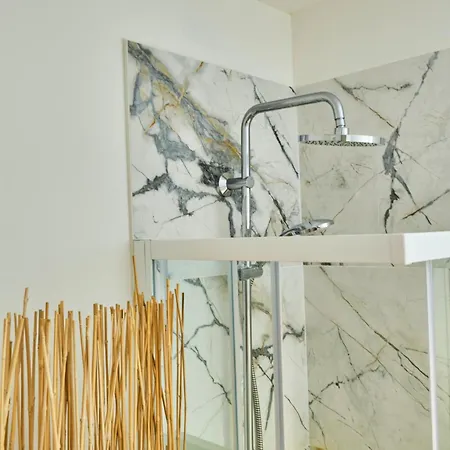 Appartamento Hanoyi